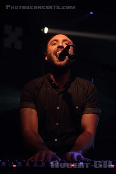 LOCAL NATIVES - 2012-12-01 - PARIS - Point Ephemere - 